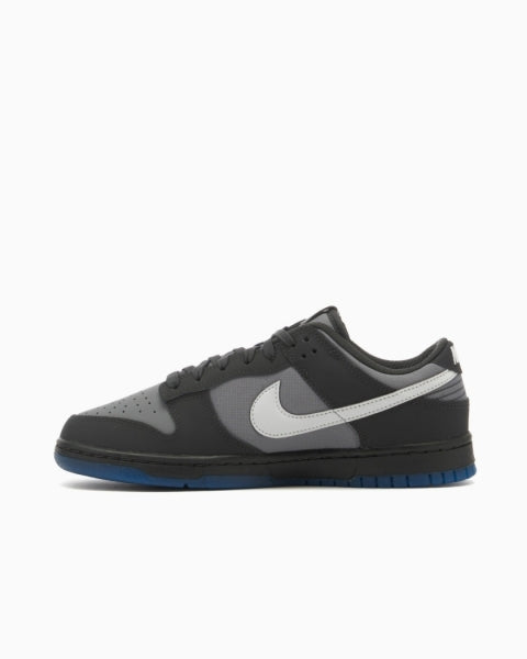 Nike Dunk Low Anthracite scarpa