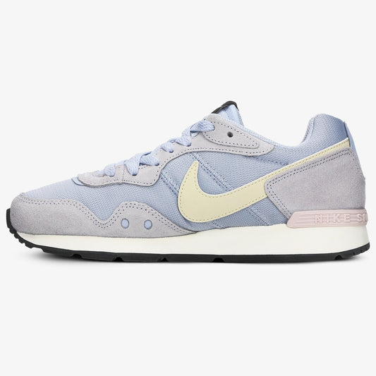 Nike Venture Runner scarpa bianca donna