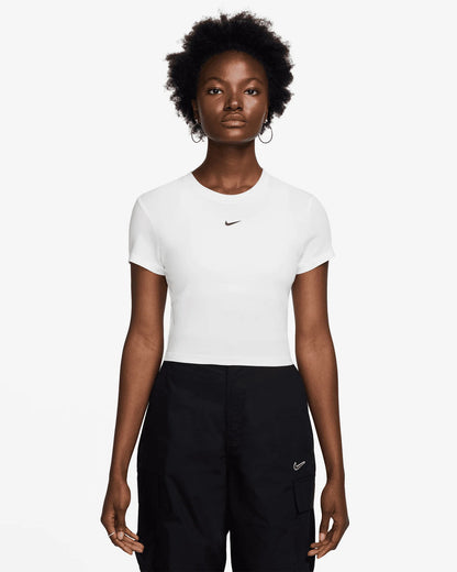 T-shirt corta Nike Sportswear Chill Knit – Donna-Biancio