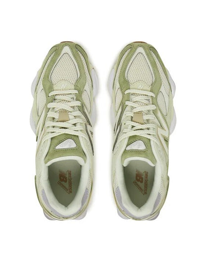 New Balance 9060 Garter Snake Pearl Grey
