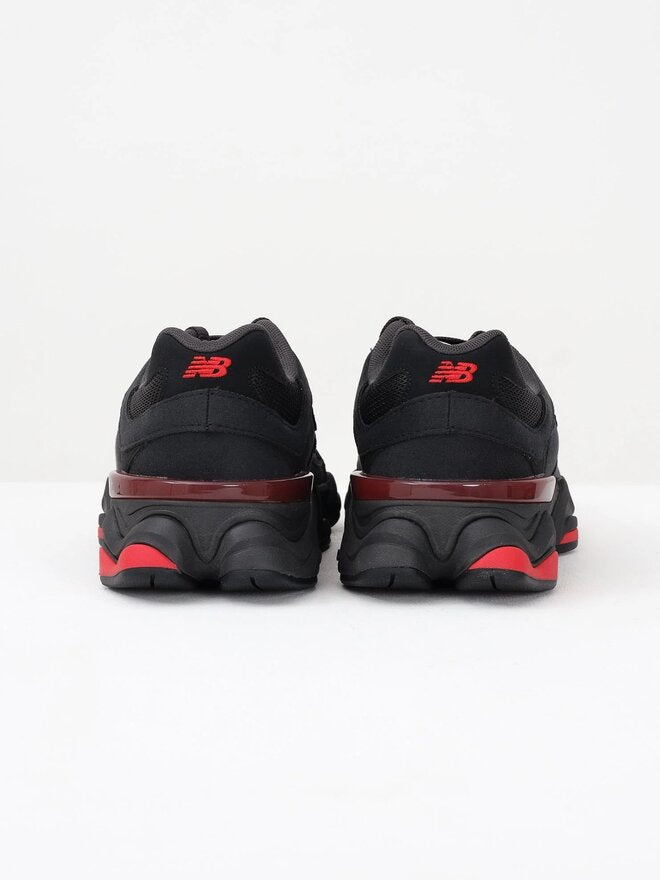 new balance 9060 black/red
