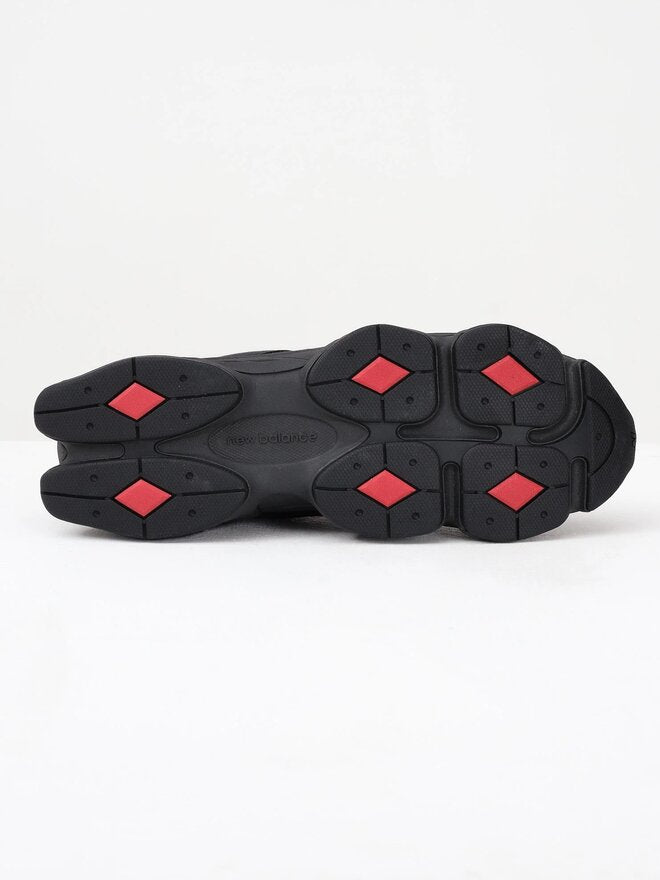 new balance 9060 black/red