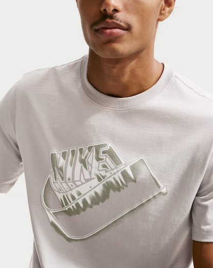 Nike Sportswear T-Shirt Grigio Grafic uomo