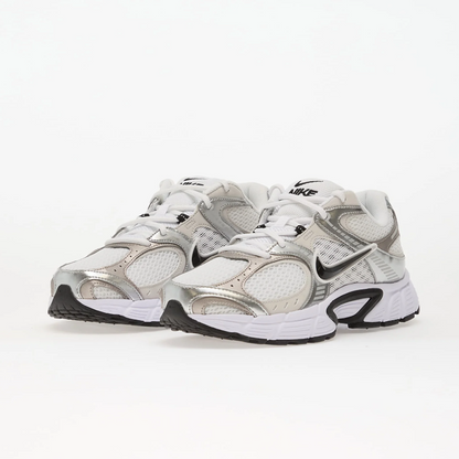 Nike V5 RNR White/Black