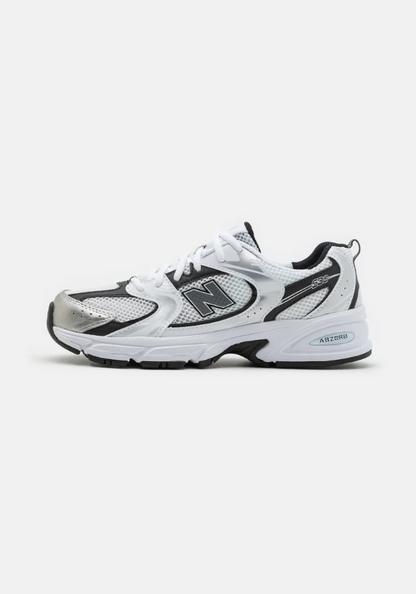 New Balance 530 Black/White