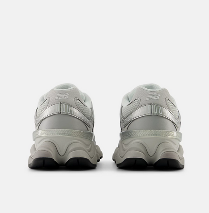 New Balance 9060 Grigio-Argento donna