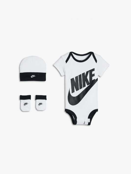 NIKE 3 PIECE SET BODYSUIT HAT & BOOTIES WHITE AND BLACK NEONATO