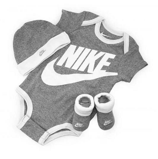NIKE 3 PIECE SET BODYSUIT HAT & BOOTIES GREY NEONATO