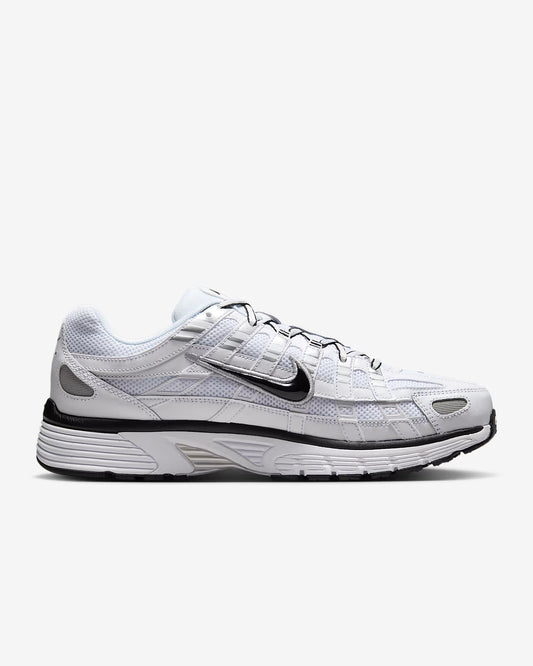 Nike P-6000 Bianco Argento Metallizzato Nero