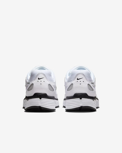 Nike P-6000 Bianco Argento Metallizzato Nero