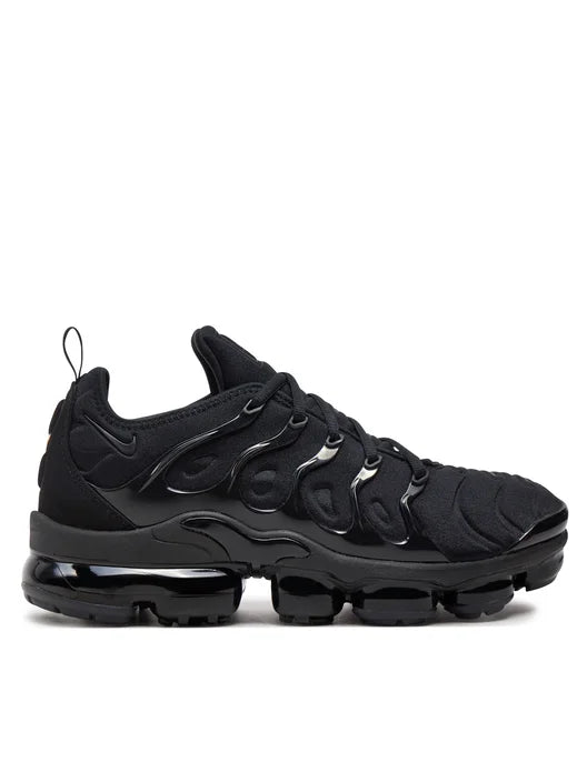 NIKE AIR VAPORMAX PLUS
